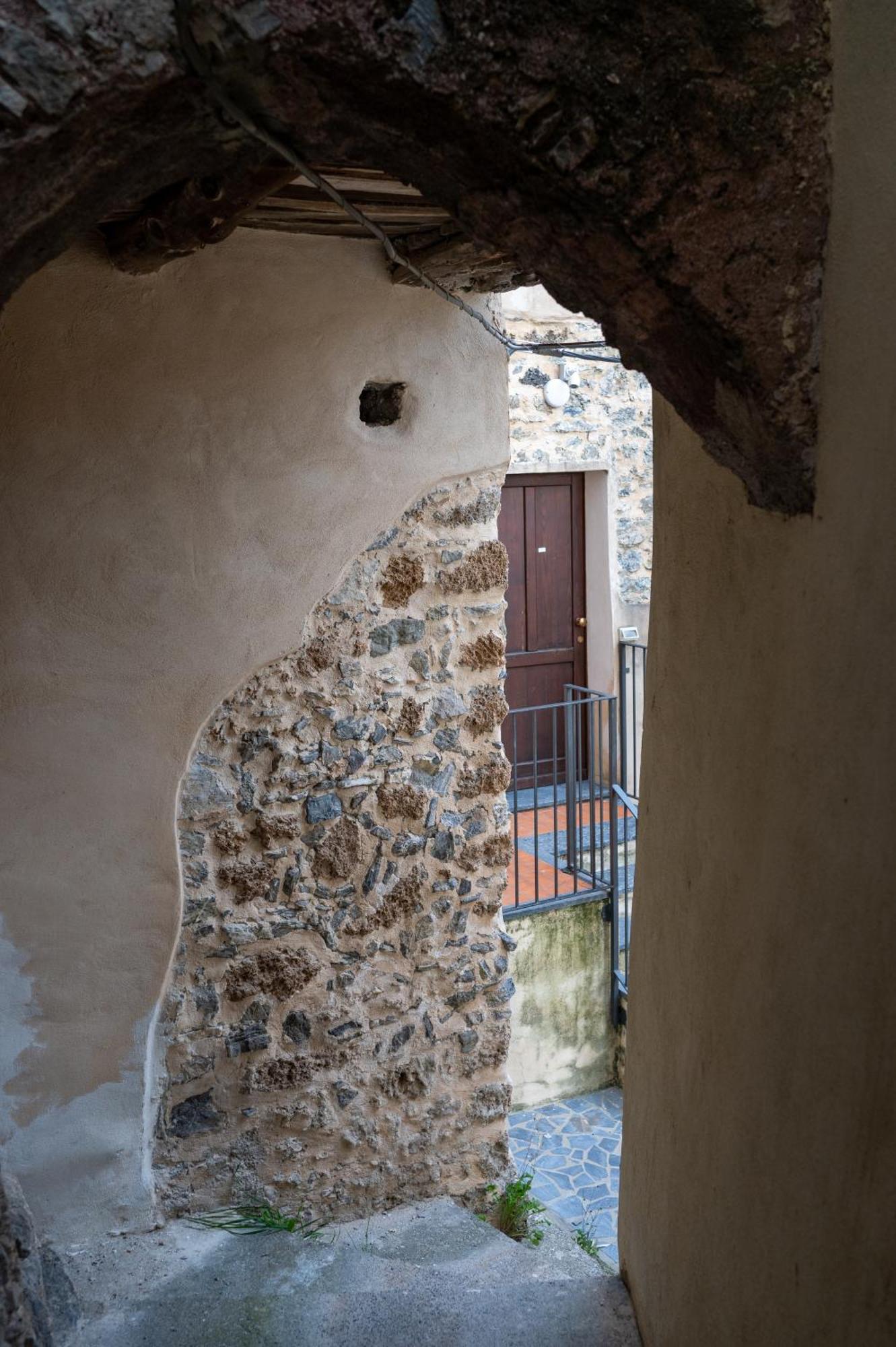 Dimora Del Borgo Affittacamere Sangineto Εξωτερικό φωτογραφία